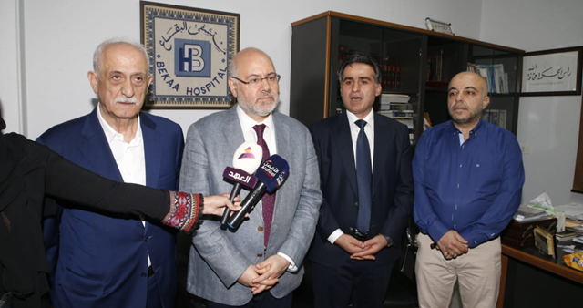 الأبيض اختتم جولته البقاعية محييا جهود الأطقم الاستشفائية: كل العناية مؤمنة لجرحانا