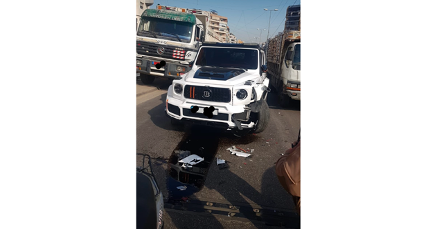 التحكم المروري: حادث بين سيارتين على جسر صفير باتجاه المطاريسببب ازدحاما مروريا