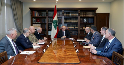 الرئيس عون ترأس اجتماعا امنيا لمواكبة التشييع واستقبل مفوضة الاتحاد الأوروبي في المتوسط والوزير مكي شويتزا: 500 مليون يورو للبنان شرط إعادة هيكلة القطاع المصرفي والاتفاق مع صندوق النقد