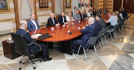 الوزير الحجار للمحافظين والقائمقامين: كنتم على قدر المسؤولية وتمكنا سويا من إنجاز الإستحقاق الانتخابي في موعده وبحياد مطلق