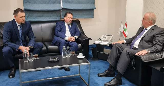 وزير الاتّصالات بحث والسفير الأوكراني في سبل تعزيز التعاون