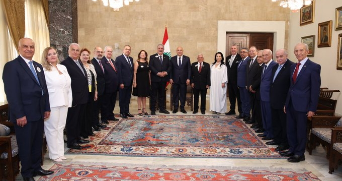 الرئيس عون استقبل وفدأندية الليونز الدولية منطقة 351:المسؤولية لخدمة المواطنين وليس العكس