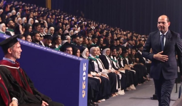 مراد خلال حفل تخرّج طلاب الجامعة اللبنانية الدولية في بيروت: لرفض أي طروحات تقسيمية واتخاذ قرار وطني جامع يُنقذ البلاد