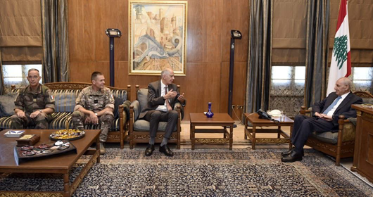 بري عرض الاوضاع مع الممثّل الغرنسي في لجنة الإشراف على تطبيق وقف إطلاق النارواستقبل نقيب اطباء لبنان على رأس وفد