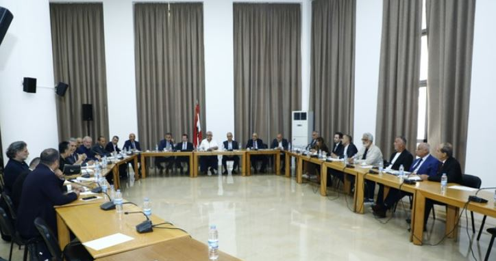 لجنة الأشغال ناقشت ملفات المهجّرين والنقل والتوك توك وعطية طالب بتنظيم العمالة وتشجيع السائق اللبناني