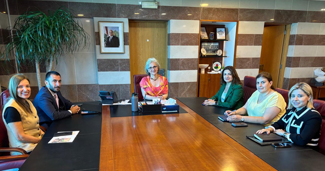 وزيرة التربية عرضت مع الوزيرة السيد استراتيجية ذوي الإحتياجات واستقبلت وفد صون الأسرة والقيم ووفد المجلس الإسلامي العلوي