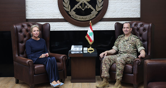 قائد الجيش استقبل بلاسخارت وعرض والنائب الحاج للاوضاع