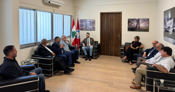تيمورجنبلاط تابع مع اتحاد بلديات الجرد الأعلى وبحمدون شؤون المنطقة وأكد دعم المشاريع الإنمائية