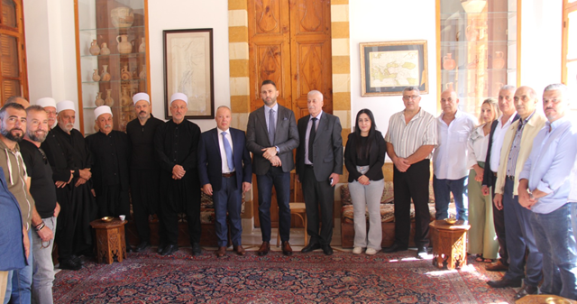 النائب جنبلاط دان عدوان المصيلح مطالبا دول «الميكانيزم» بخطوات فعليّة توقف الاعتداءات الإسرائيلية والتقى وفوداً