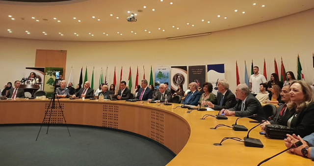 نقابة المحررين تختتم مؤتمر "الصحافة اللبنانية: الرؤيا والدور" بحضور فلحه ممثلا الوزير مرقص