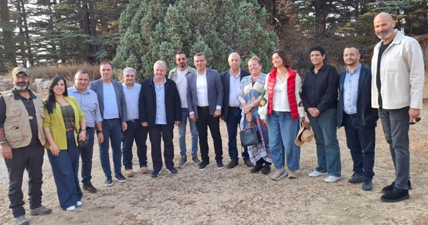 هاني جال في تنورين: نعمل على خطط لدعم المزارع وتثبيته في أرضه