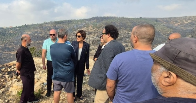وزيرة البيئة تفقدت مواقع الحرائق في داريا والمطلة والجليلية وتلة حصروت واكدت اهمية تعزيز الدفاع المدني بالامكانات المتاحة