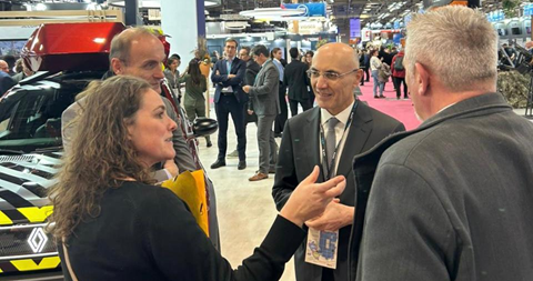 وزير الداخلية جال في معرض Milipol في باريس بدعوة من نظيره الفرنسي وسيشارك في احتفال السفارة بعيد الاستقلال