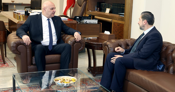 الرئيس عون عرض مع كرامي للأوضاع العامة وتلقى برقيات تهنئة بالاستقلال