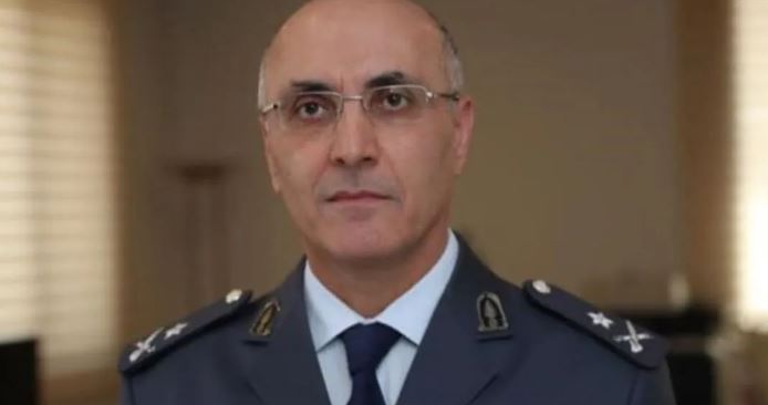 (*) الحجار يعقد مؤتمراً صحفياً بعد قليل بعد جولة تفقدية في المطار