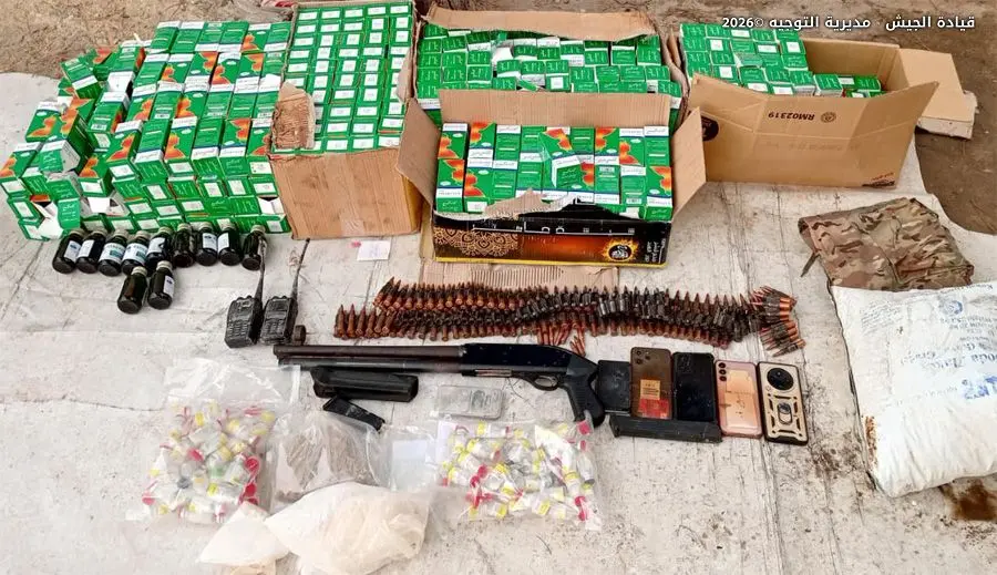 الجيش: دهم منازل مطلوبين وتوقيف 5 أشخاص وضبط 6 سيارات مسروقة وكمية من المخدرات في بريتال والطيبة