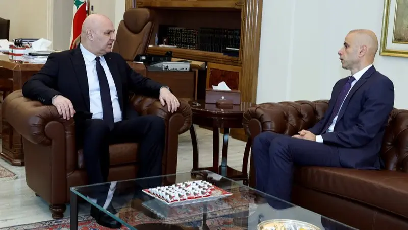 (*) الرئيس عون التقى سفيري لبنان في إيران وسوريا