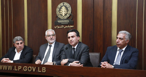 لجنة الاشغال أيدت الخطة الامنية وبحثت في حضور حميه في موضوع النقل والسلامة العامة واستمعت الى مشاكل القطاع