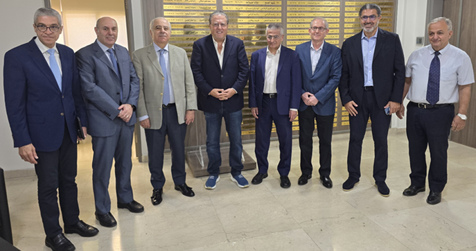 وزير المالية عرض مع وفد اقتصادي برئاسة شقير لمشروع قانون موازنة 2025