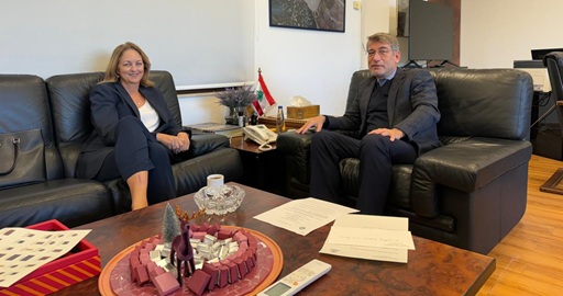 لقاء بين فياض وجونسون بحث في ملف الطاقة في ضوء قرار الخزانة الأميركية تعليق بعض العقوبات على سوريا
