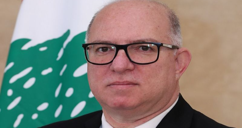 وزير العمل يصدر مذكرة لتبسيط إجراءات تسجيل العمال الأجانب