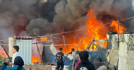 حريق هائل في خيم للنازحين السوريين في الشواكير