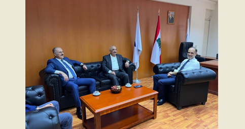 محمد الحجار: بحثت وعبدالله مع وزير الأشغال استكمال مشروع الأبنية الحكومية في الاقليم