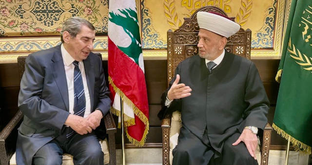 دريان استقبل العجوز والجمل ووفدا نسائيا لدار الفتوى الفرزلي: اكدنا ضرورة اجراء الاستحقاقات في موعدها الطبيعي