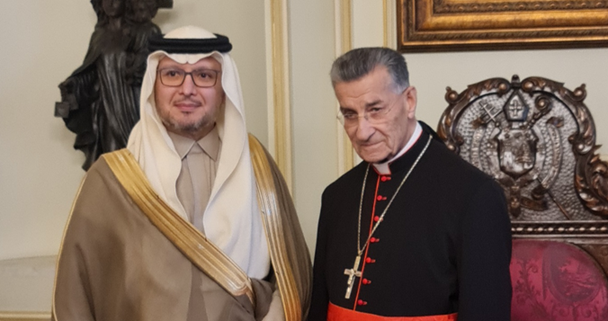 بخاري من بكركي اكد وقوف السعودية المستمر الى جانب لبنان